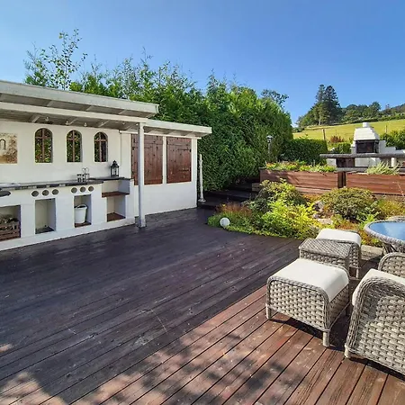 3 Bedroom Lovely Home In Vikebygd