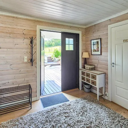 3 Bedroom Lovely Home In Vikebygd * Vikebygd
