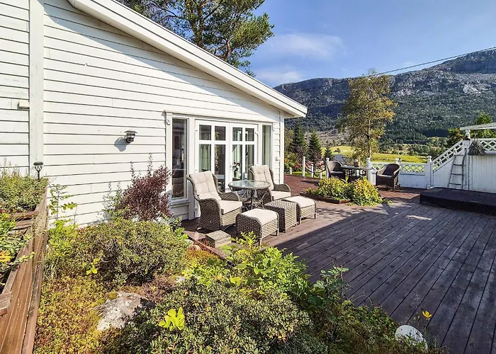 Stunning In With House A Mountain View Vikebygd